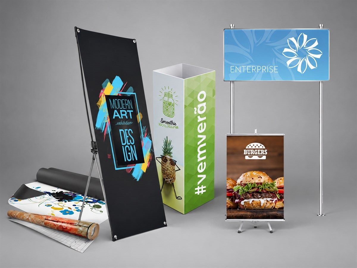 Banners, totens e displays produzidos pela Alfa Print